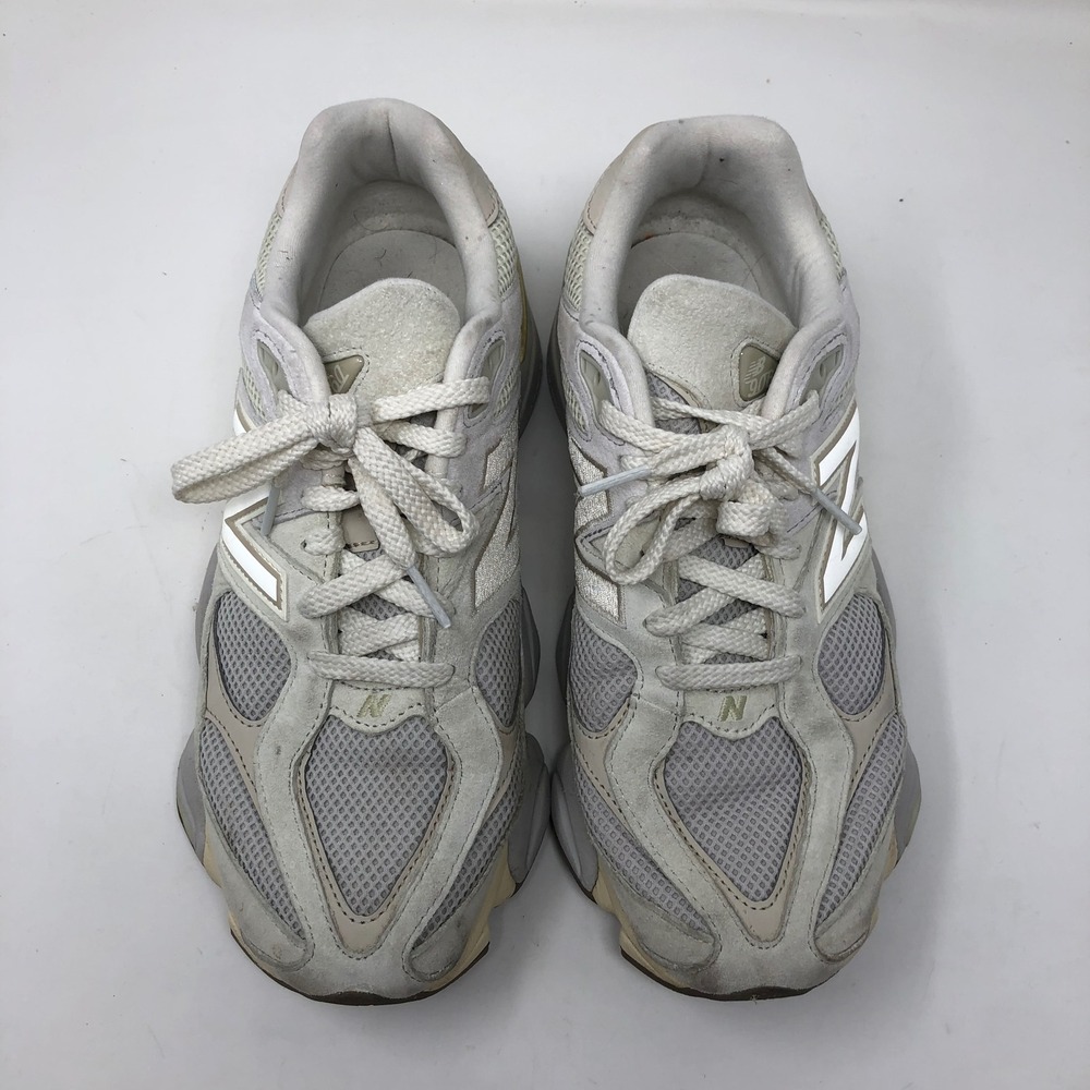 New Balance 9060 Sneakers Men 8 Women 9.5 Unisex Sea Salt Moonbeam Streetwear - Picture 3 of 15